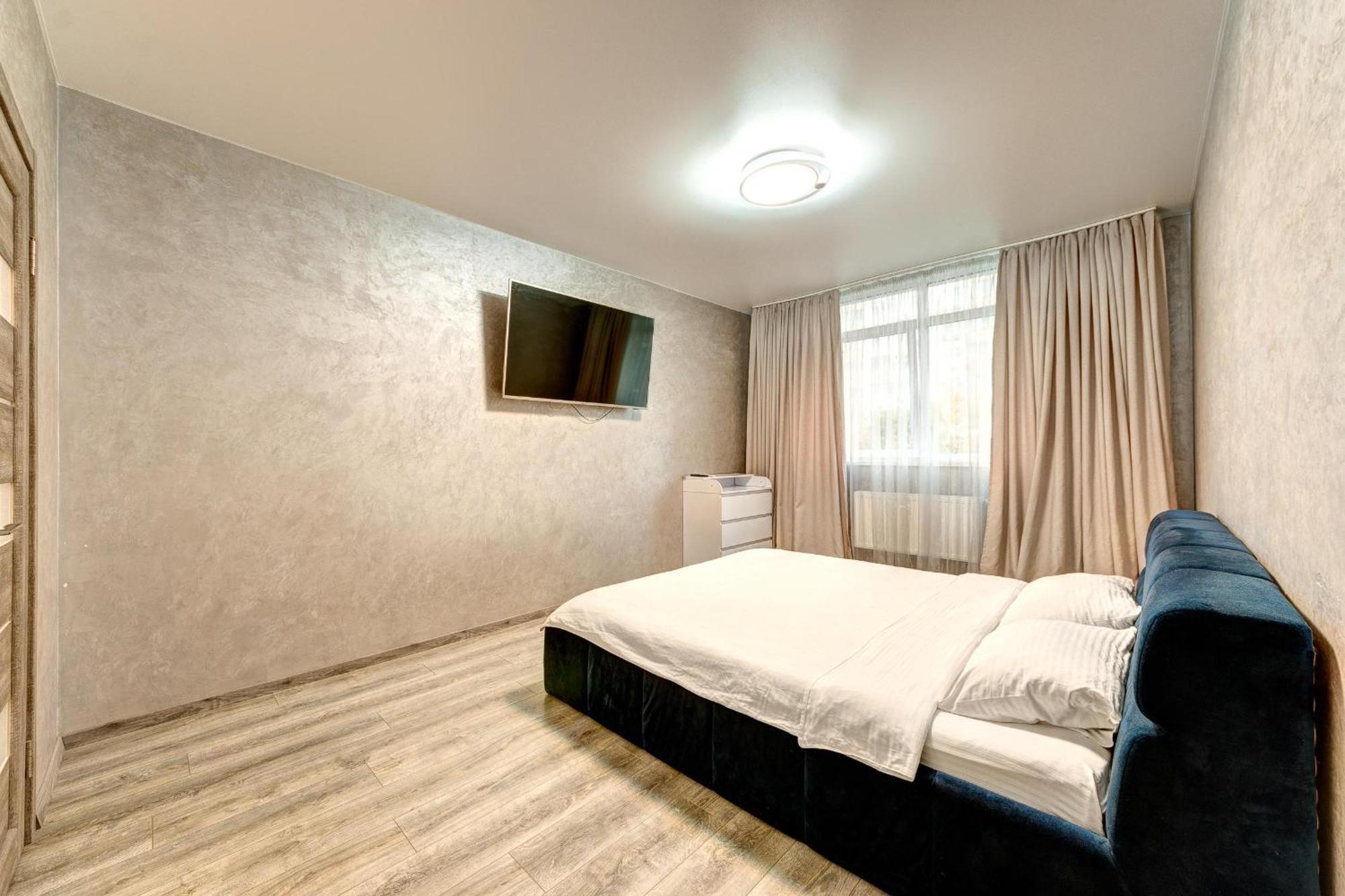 Apartment Voskresenska 18 , Парковые Озера Kyiv Exterior photo