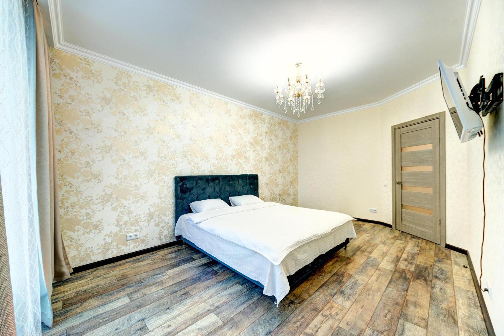 Apartment Voskresenska 18 , Парковые Озера Kyiv Room photo