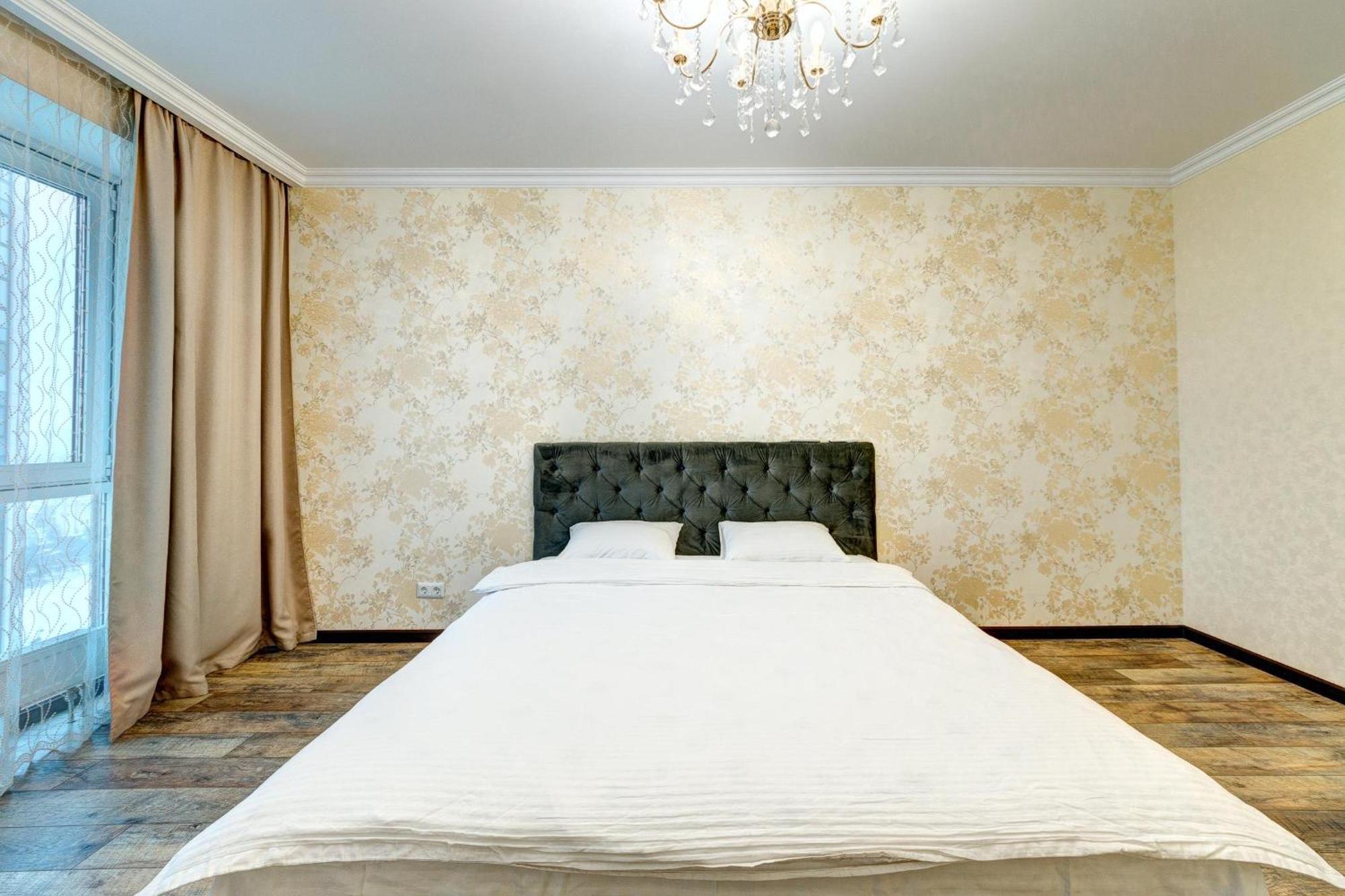 Apartment Voskresenska 18 , Парковые Озера Kyiv Room photo
